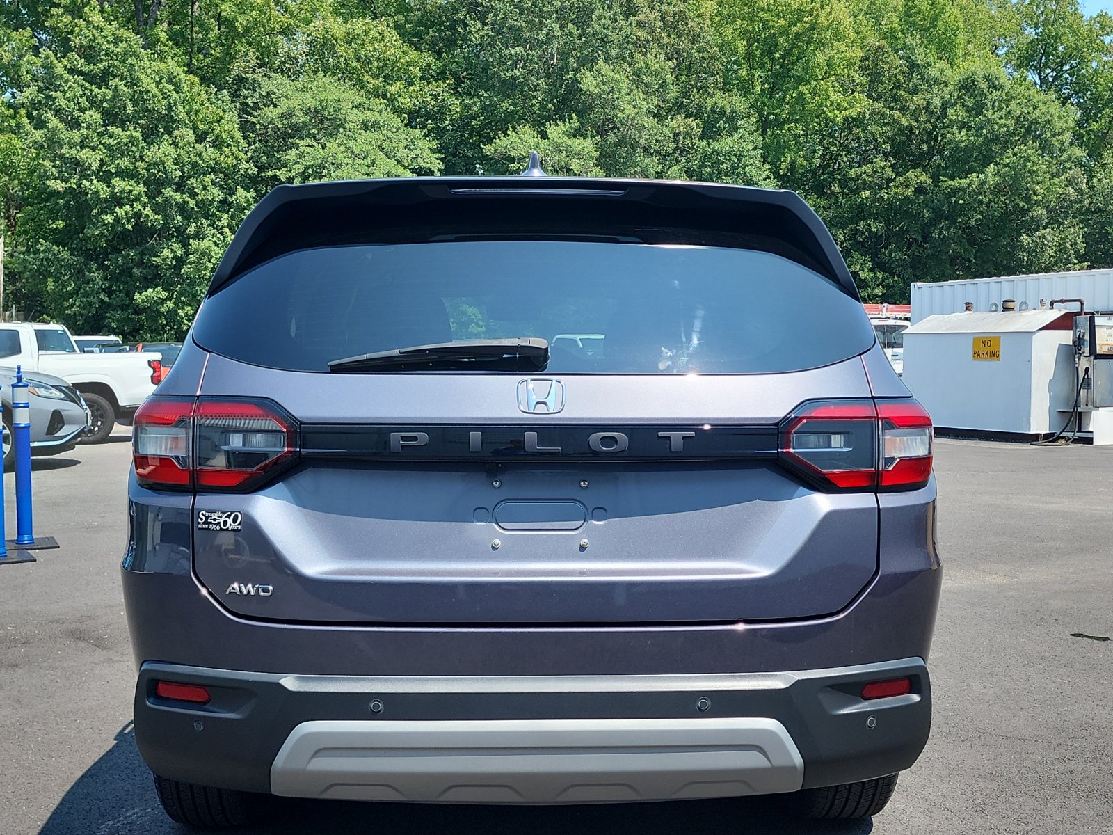 Used 2024 Honda Pilot EX-L image 4