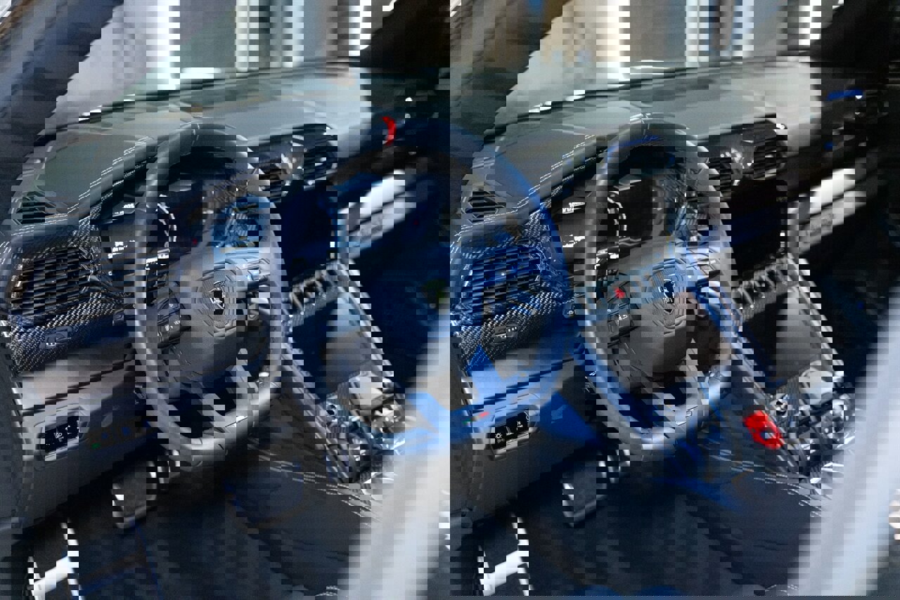 Used 2023 Lamborghini Urus S image 24