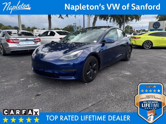 Used 2023 Tesla Model 3 Standard Range RWD image 1