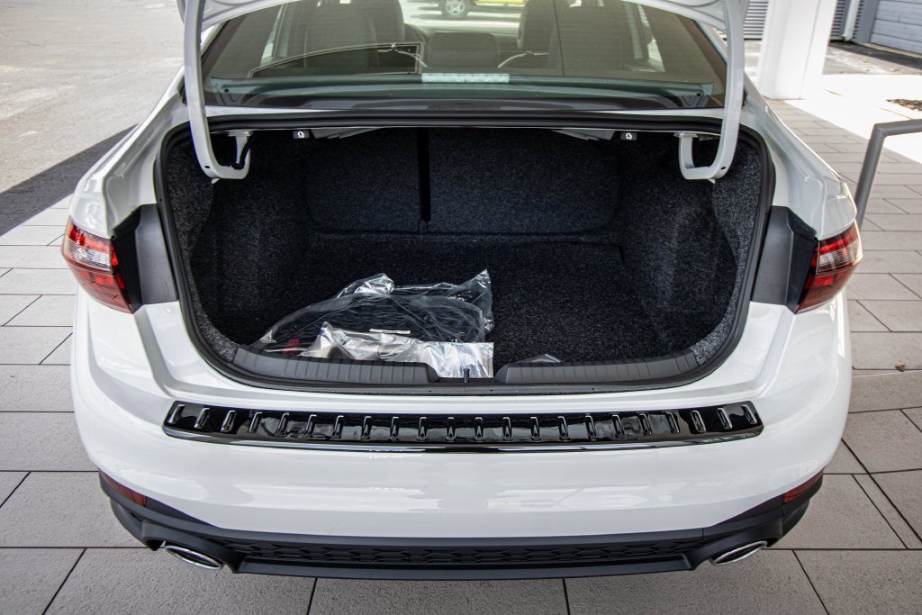 New 2026 Volkswagen Jetta GLI Autobahn FWD image 18