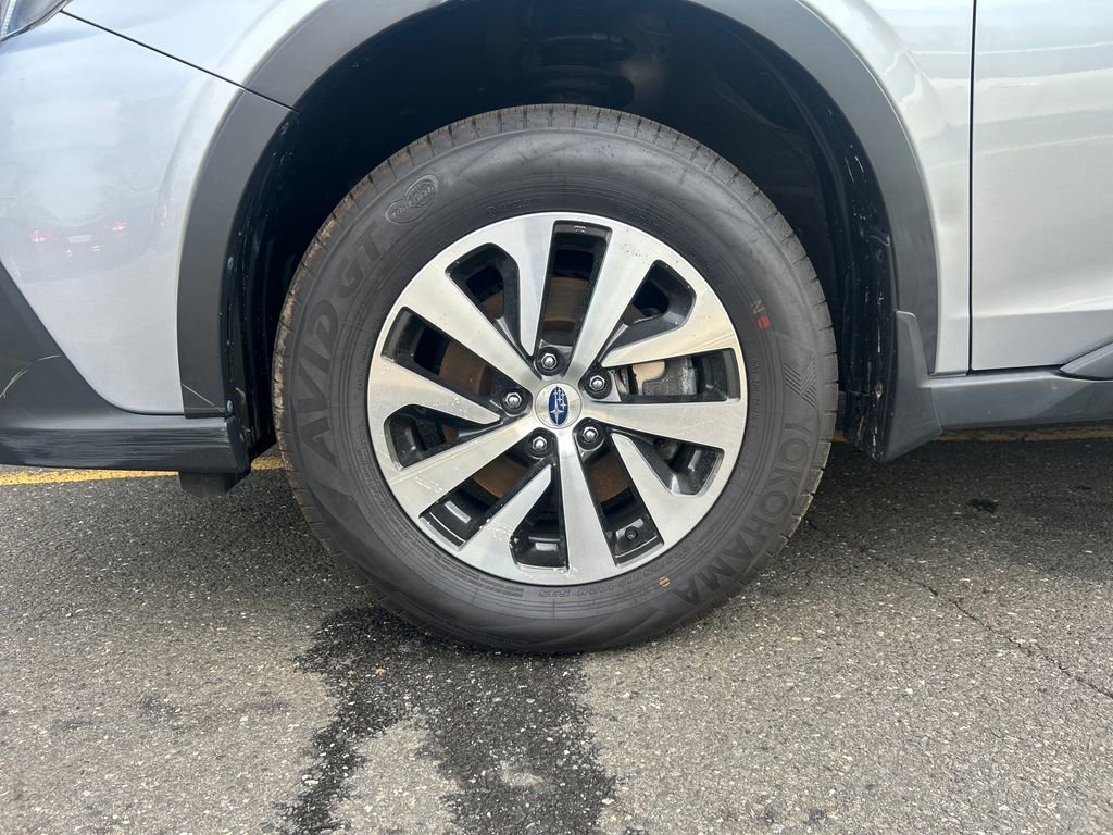 Used 2022 Subaru Outback Premium AWD/4WD image 12