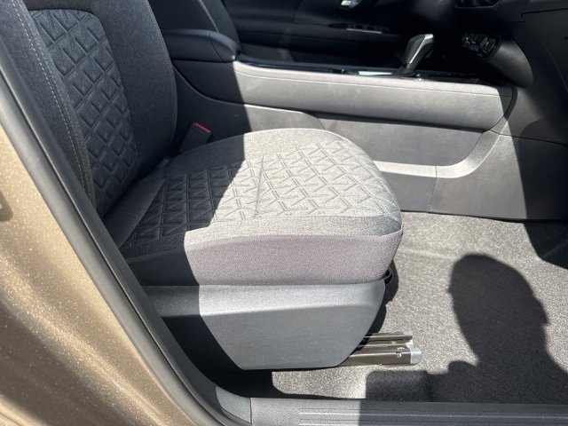 New 2027 Nissan Kicks SV AWD/4WD image 13