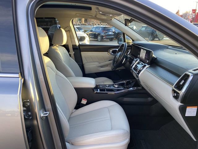 Used 2023 Kia Sorento SX Prestige w/ Panoramic Sunroof Package image 30