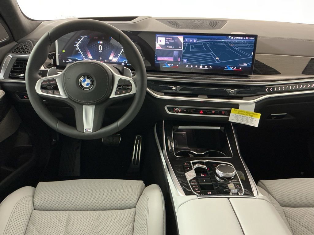 New 2026 BMW X7 xDrive40i w/ M Sport Package AWD/4WD image 9