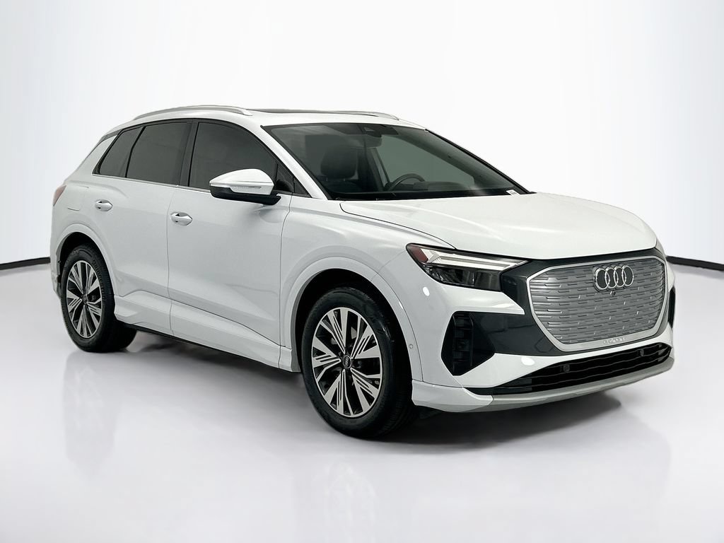 Certified 2023 Audi Q4 e-tron Premium w/ Premium Plus RWD image 3