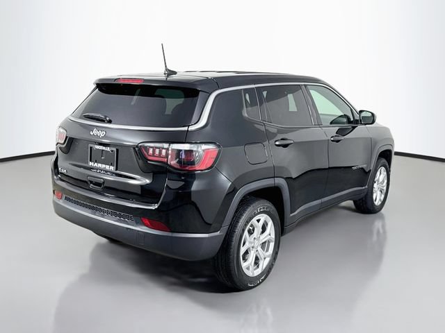 Used 2024 Jeep Compass Sport AWD/4WD image 7