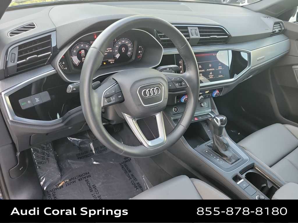 Certified 2023 Audi Q3 2.0T Premium AWD/4WD image 10