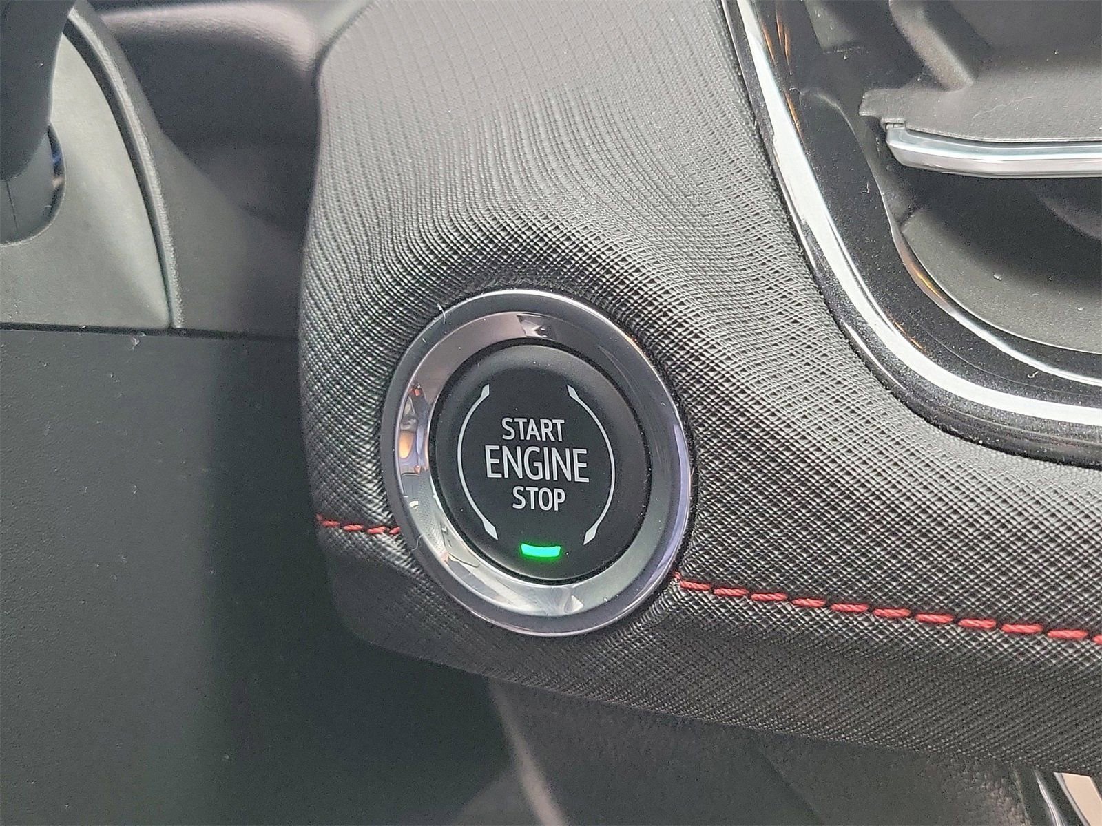 Used 2025 Chevrolet TrailBlazer RS w/ Convenience Package image 30