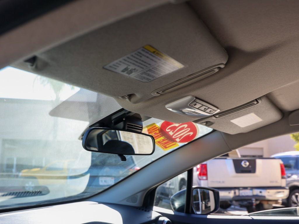 Used 2025 Nissan Versa S w/ Trunk Package image 13