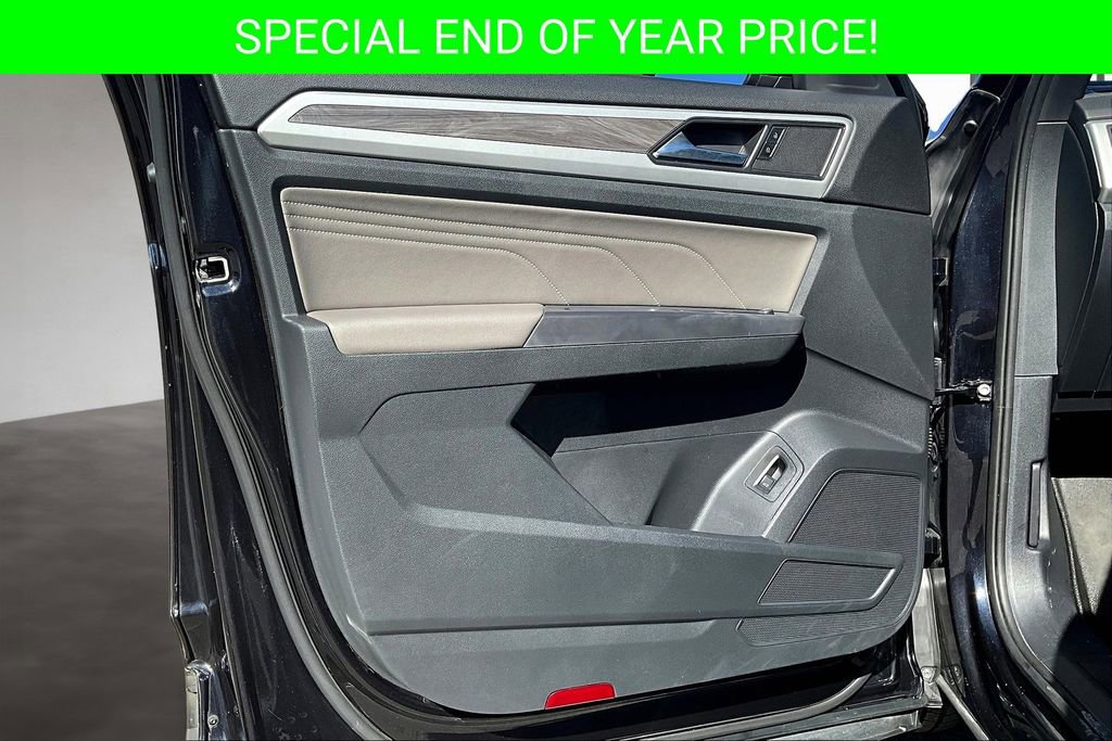 Used 2021 Volkswagen Atlas Cross Sport SE image 20