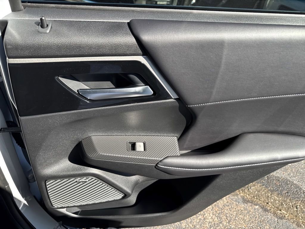 New 2026 Mitsubishi Outlander LE FWD image 43
