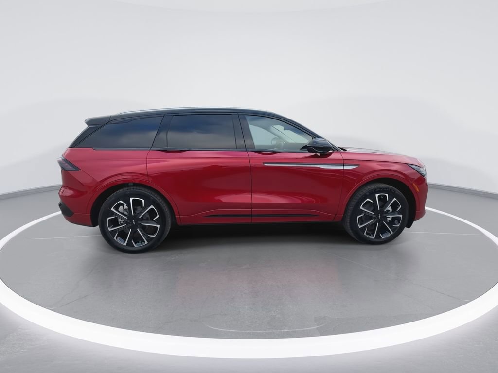 New 2026 Lincoln Nautilus Reserve image 9