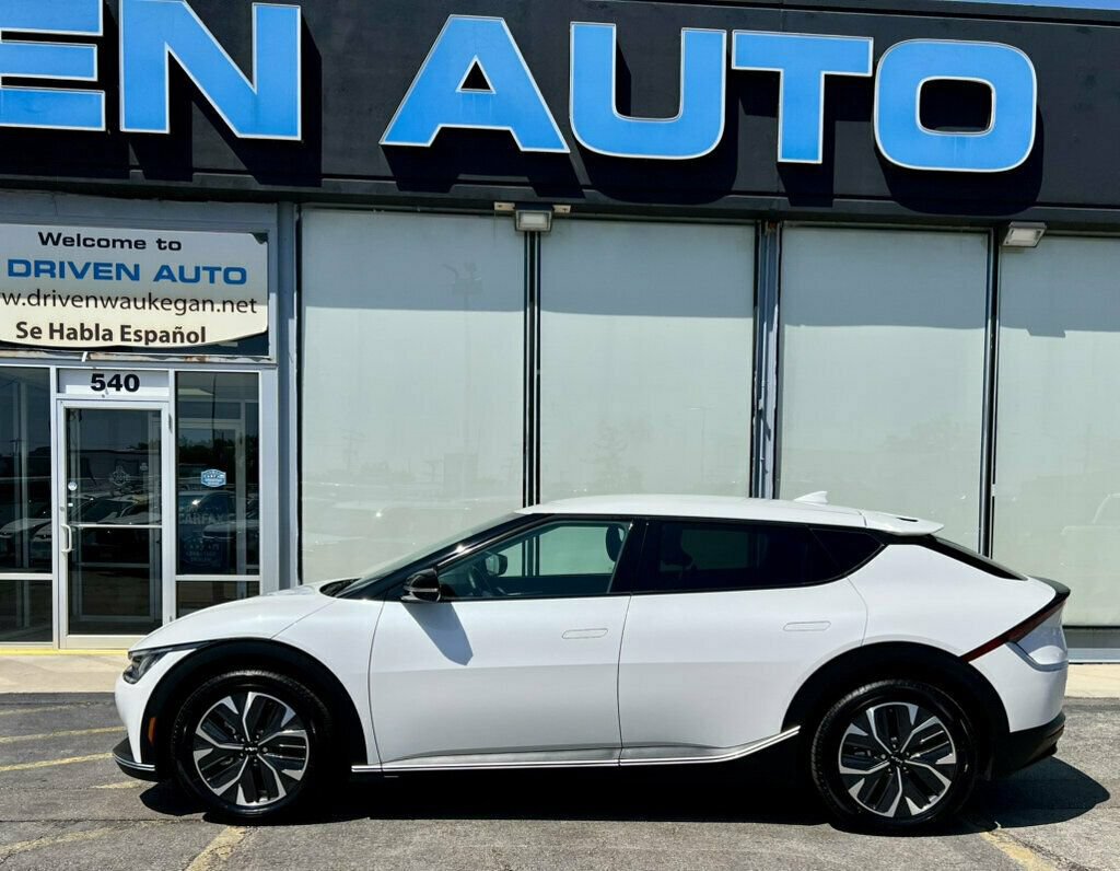 Used 2024 Kia EV6 Light RWD image 30