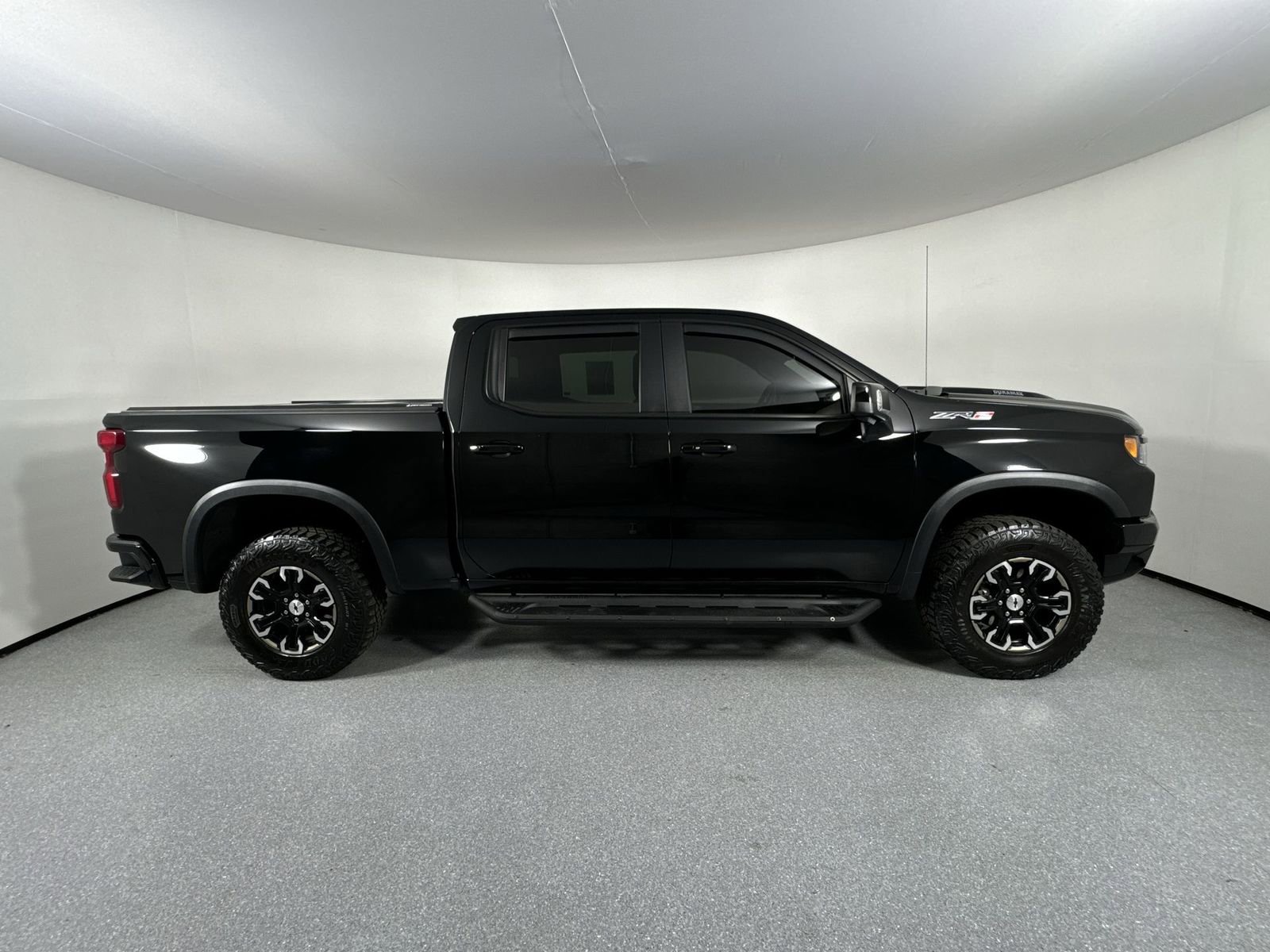 Used 2024 Chevrolet Silverado 1500 ZR2 w/ Technology Package image 42