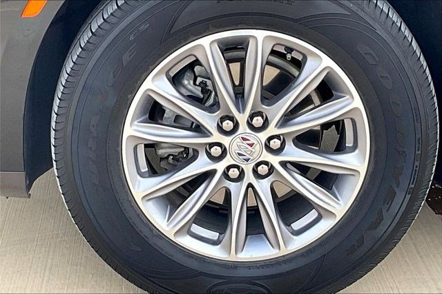 Used 2024 Buick Enclave Premium image 9