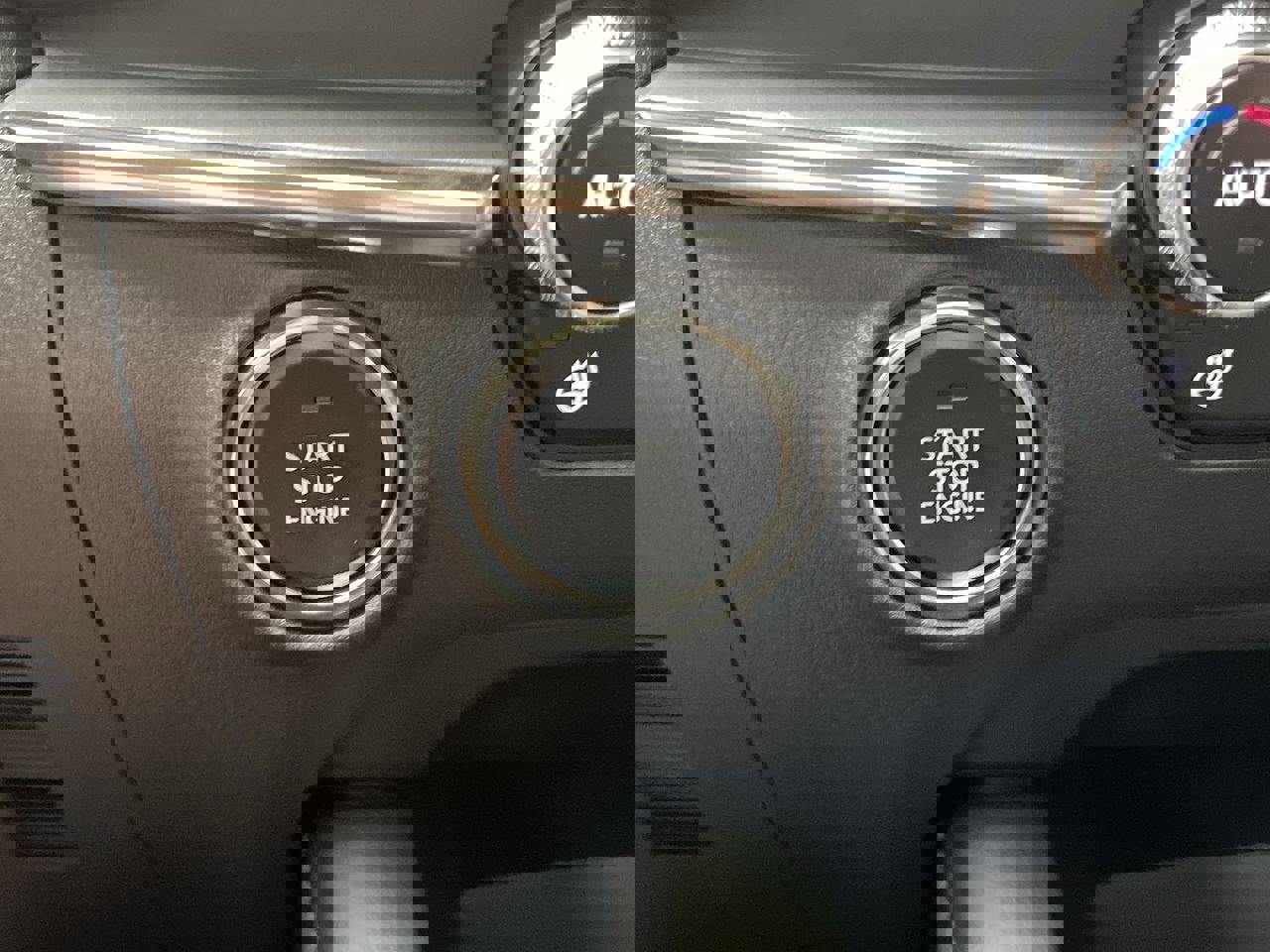 New 2025 MAZDA MAZDA3 Hatchback w/Premium Plus Pkg image 21