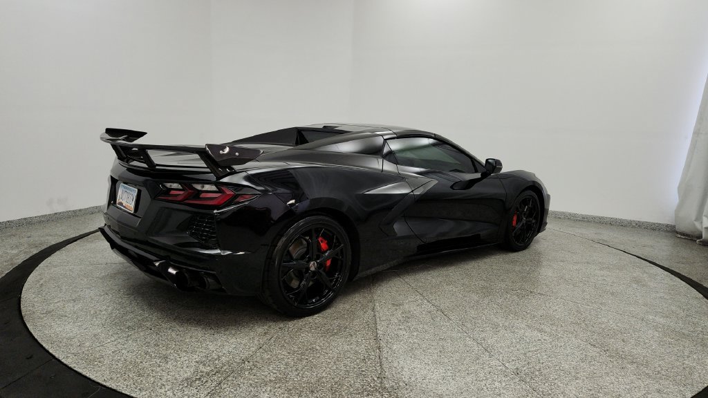 Used 2022 Chevrolet Corvette Stingray Premium Conv w/ Z51 Performance Package RWD image 5