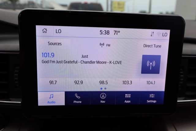 Used 2023 Ford Explorer XLT w/ Equipment Group 202A AWD/4WD image 21
