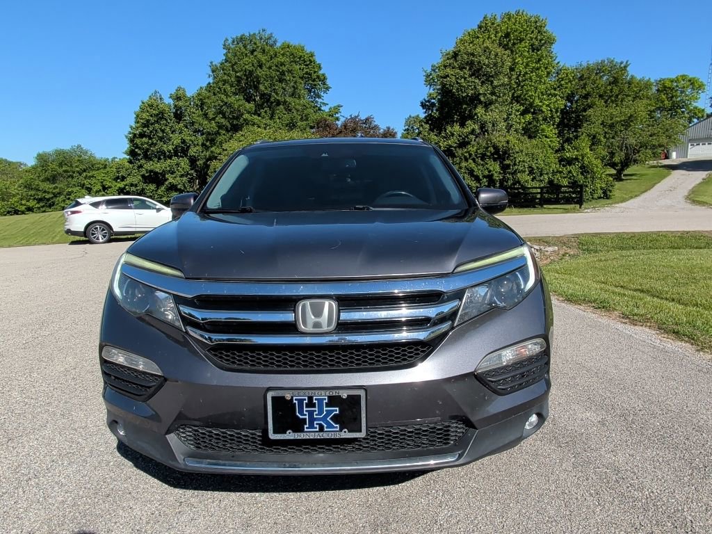 Used 2016 Honda Pilot Touring image 7