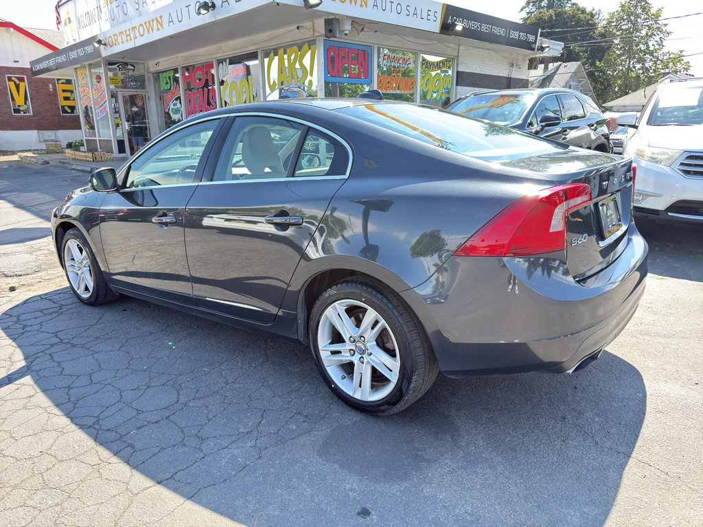 Used 2015 Volvo S60 T5 Platinum FWD image 4