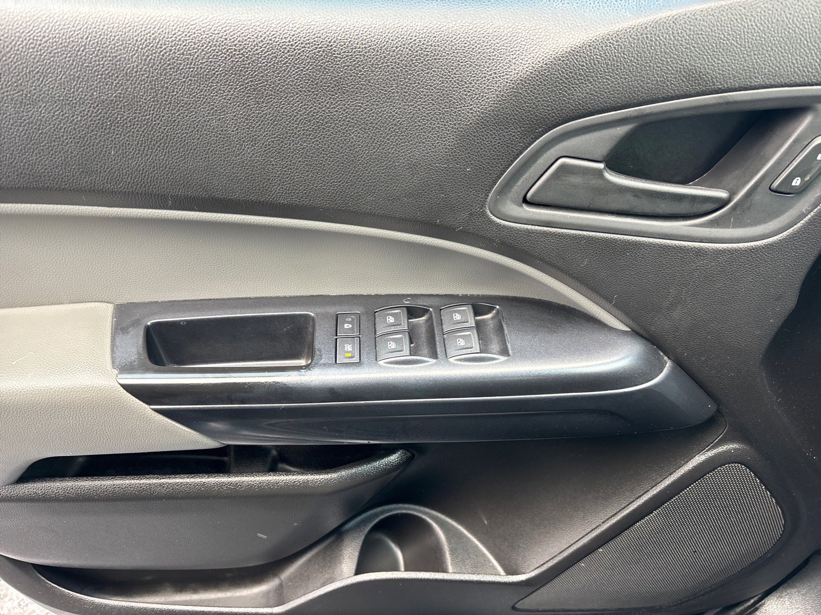 Used 2017 Chevrolet Colorado W/T image 30