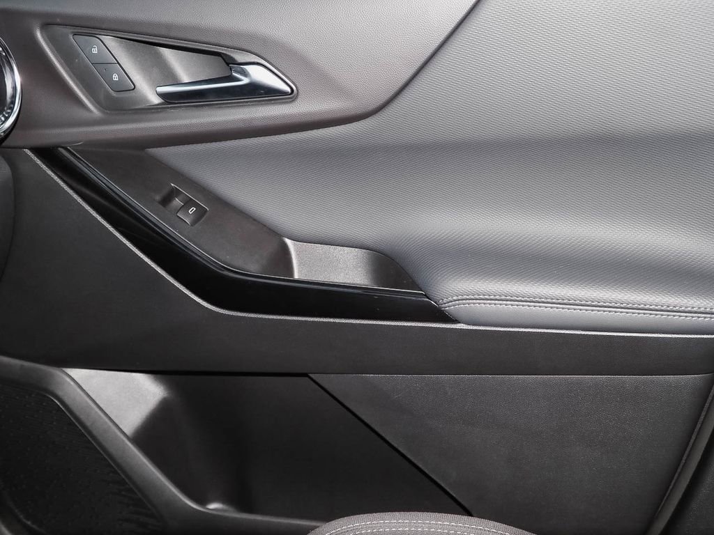 Certified 2025 Chevrolet Equinox LT image 23