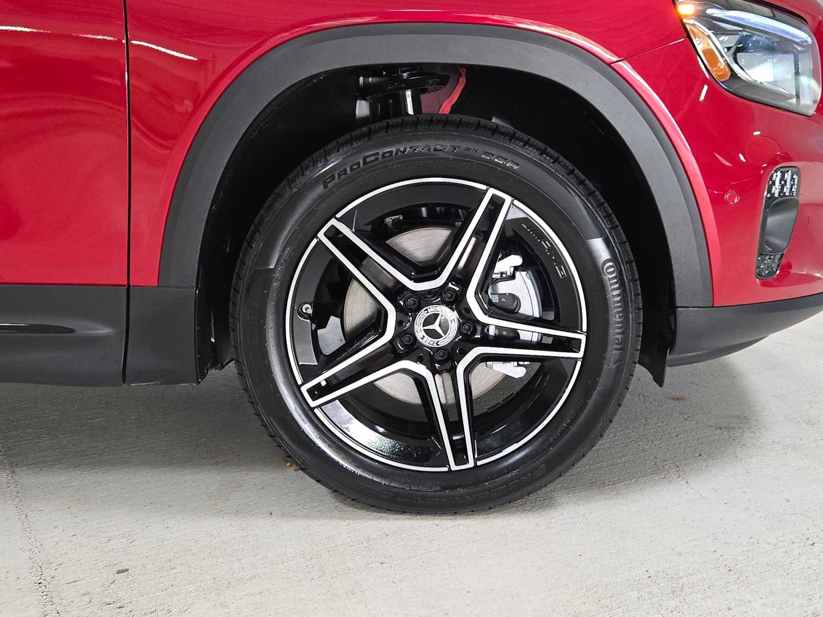 New 2026 Mercedes-Benz GLB 250 4MATIC image 9