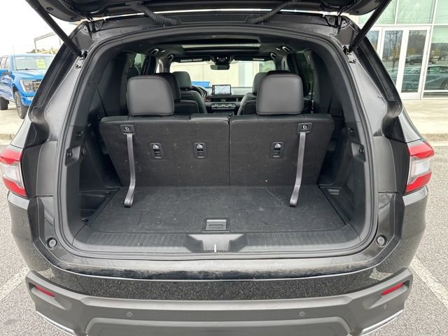 Certified 2025 Honda Pilot Black Edition image 6