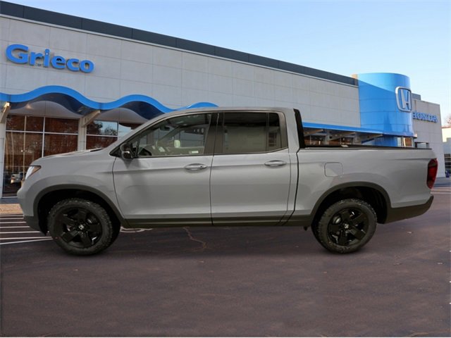 New 2026 Honda Ridgeline Black Edition image 2