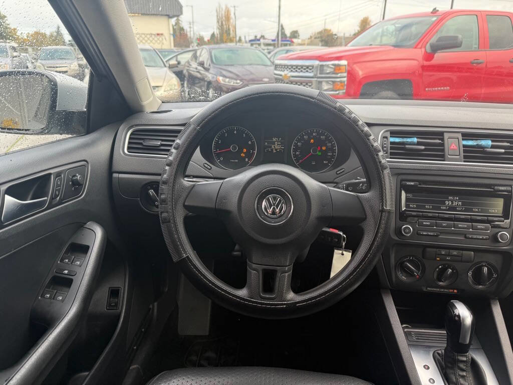 Used 2014 Volkswagen Jetta SE image 12