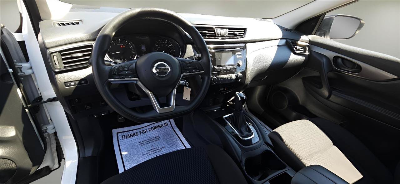 Used 2018 Nissan Rogue Sport S w/ S Appearance Package AWD/4WD image 12