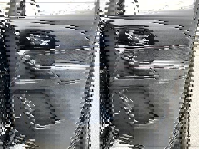 Used 2023 Chevrolet Traverse RS w/ LPO, Floor Liner Package image 12