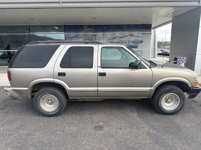 Used 2002 Chevrolet Blazer LS w/ Preferred Equipment Group image 4