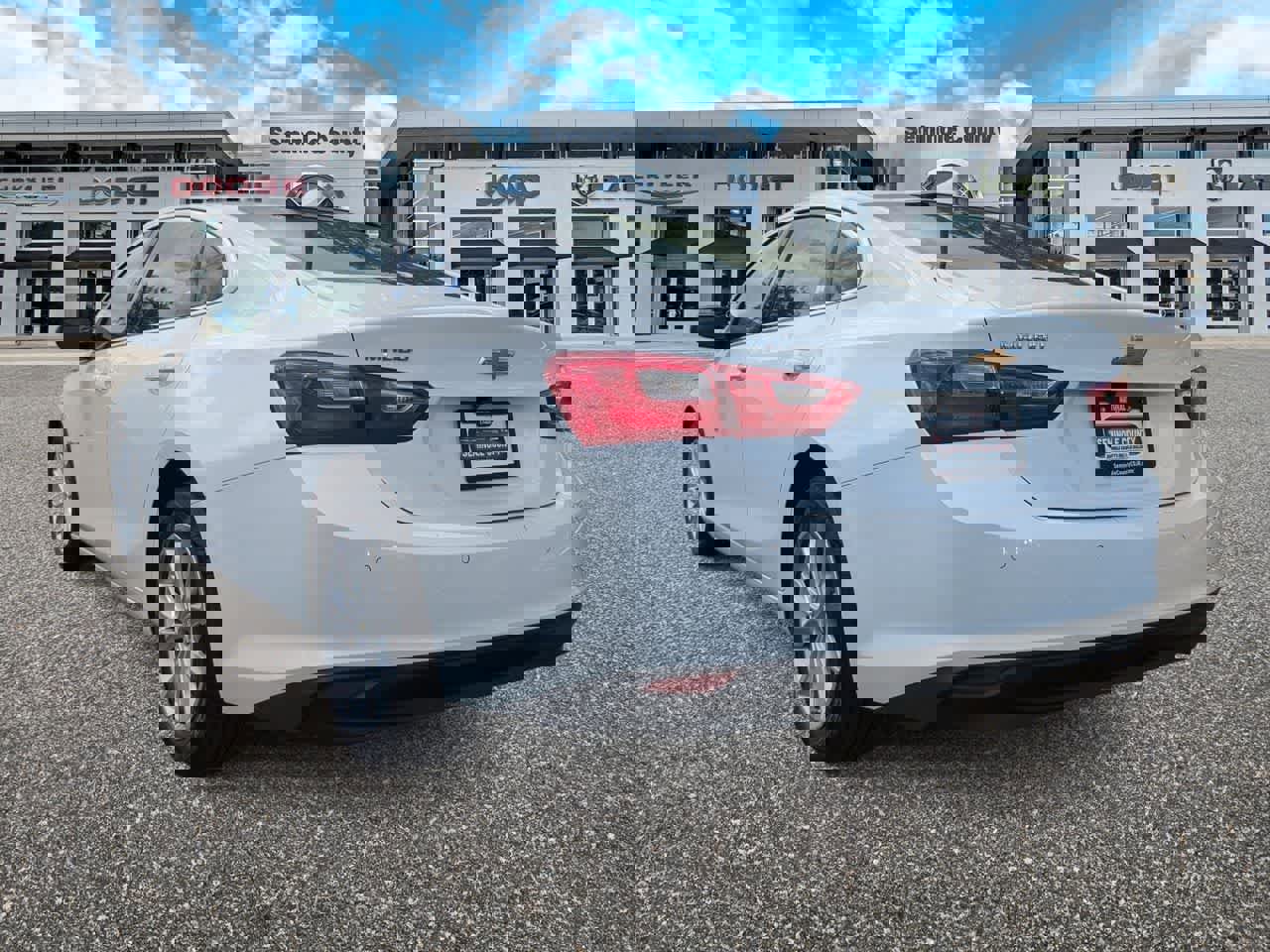 Used 2024 Chevrolet Malibu LT FWD image 6