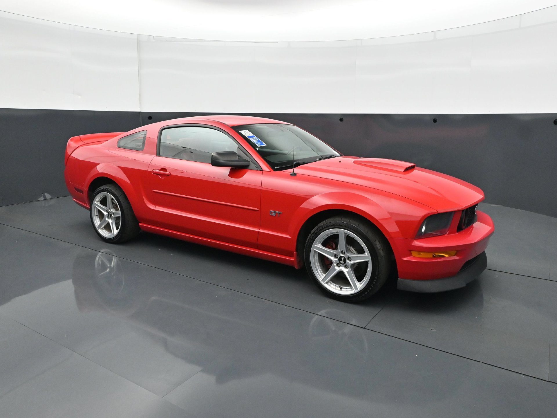 Used 2007 Ford Mustang GT Premium RWD image 9