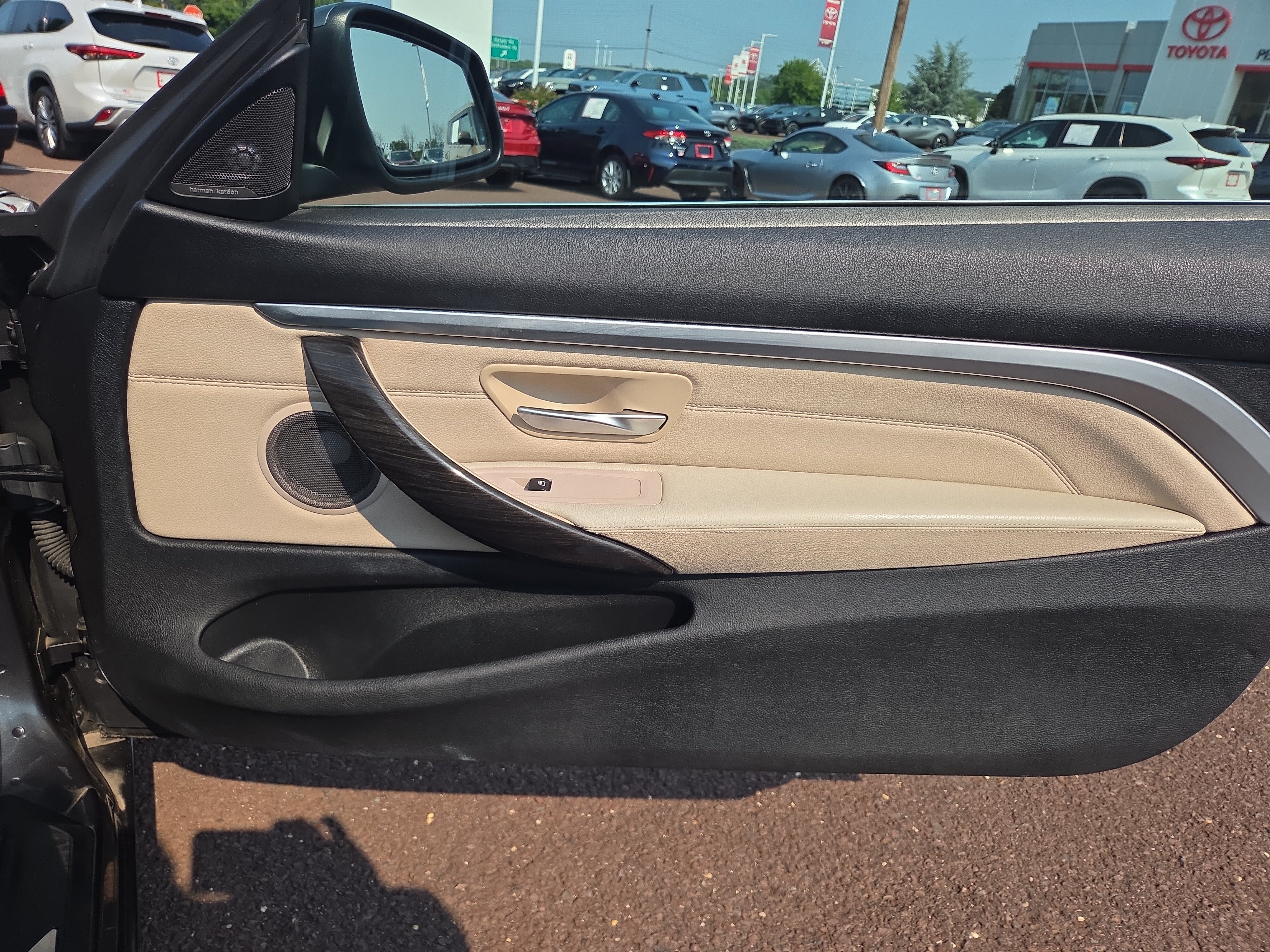 Used 2016 BMW 435i xDrive Convertible AWD/4WD image 21