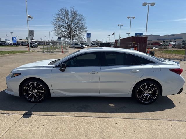 Certified 2022 Toyota Avalon Touring w/ Advanced Safety Package FWD image 5