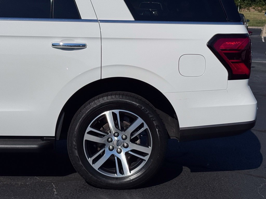Used 2024 Ford Expedition Limited RWD image 43