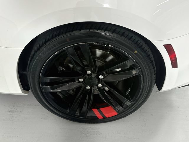 Used 2018 Chevrolet Camaro SS w/ Redline Edition RWD image 25
