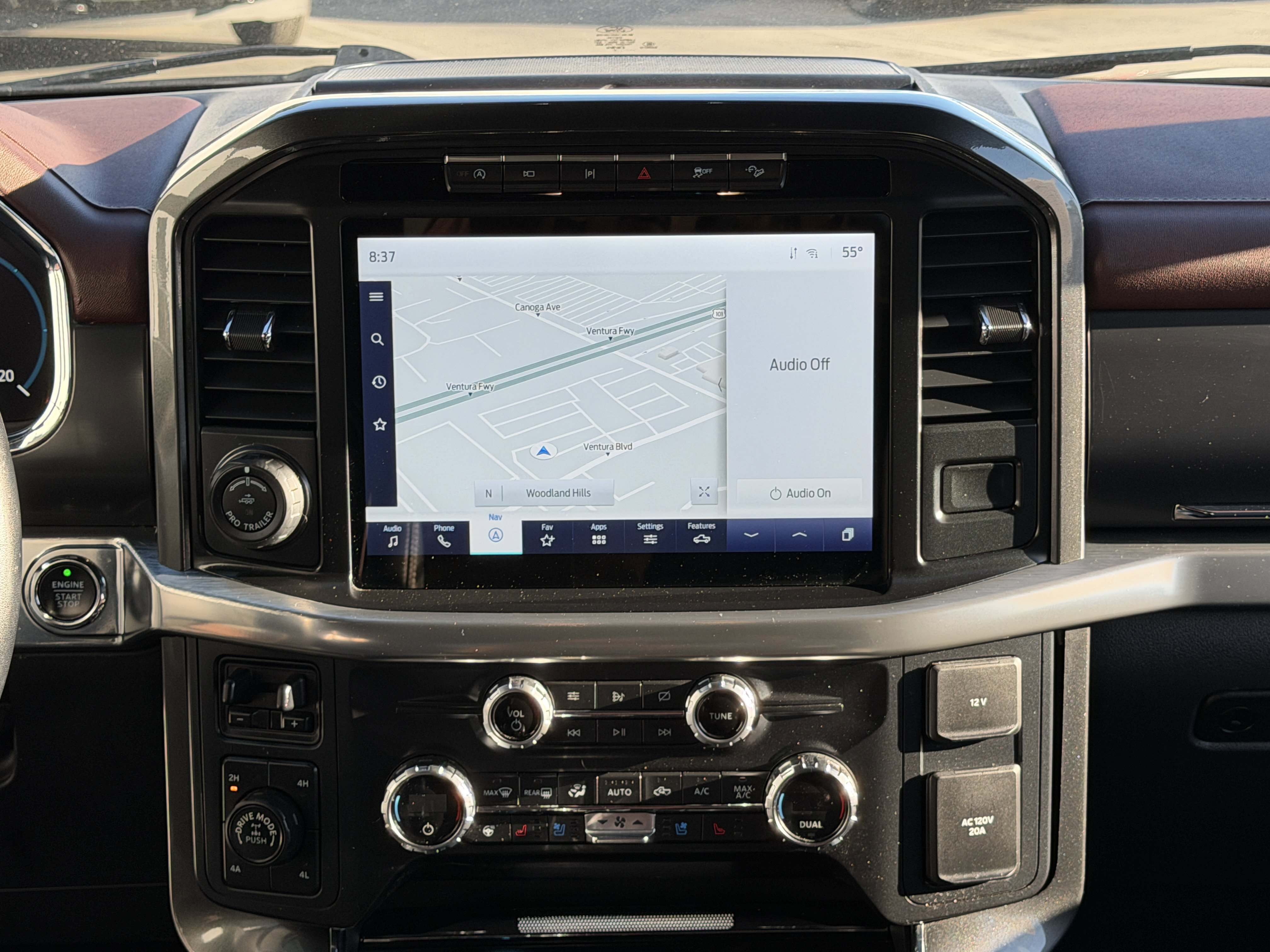 Certified 2021 Ford F150 Lariat w/ Equipment Group 502A High image 17