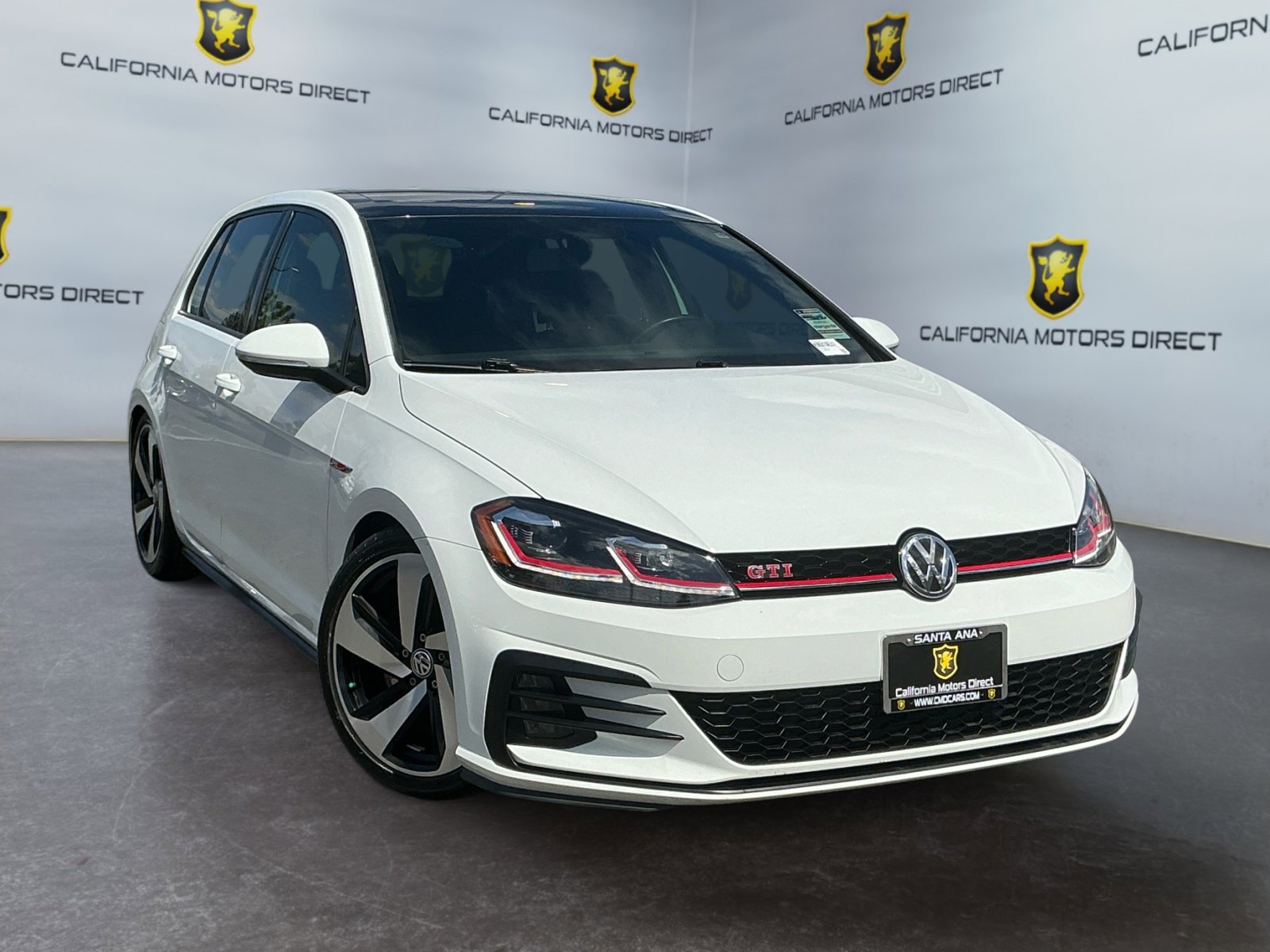 Used 2019 Volkswagen GTI SE w/ SE Experience Package FWD image 3
