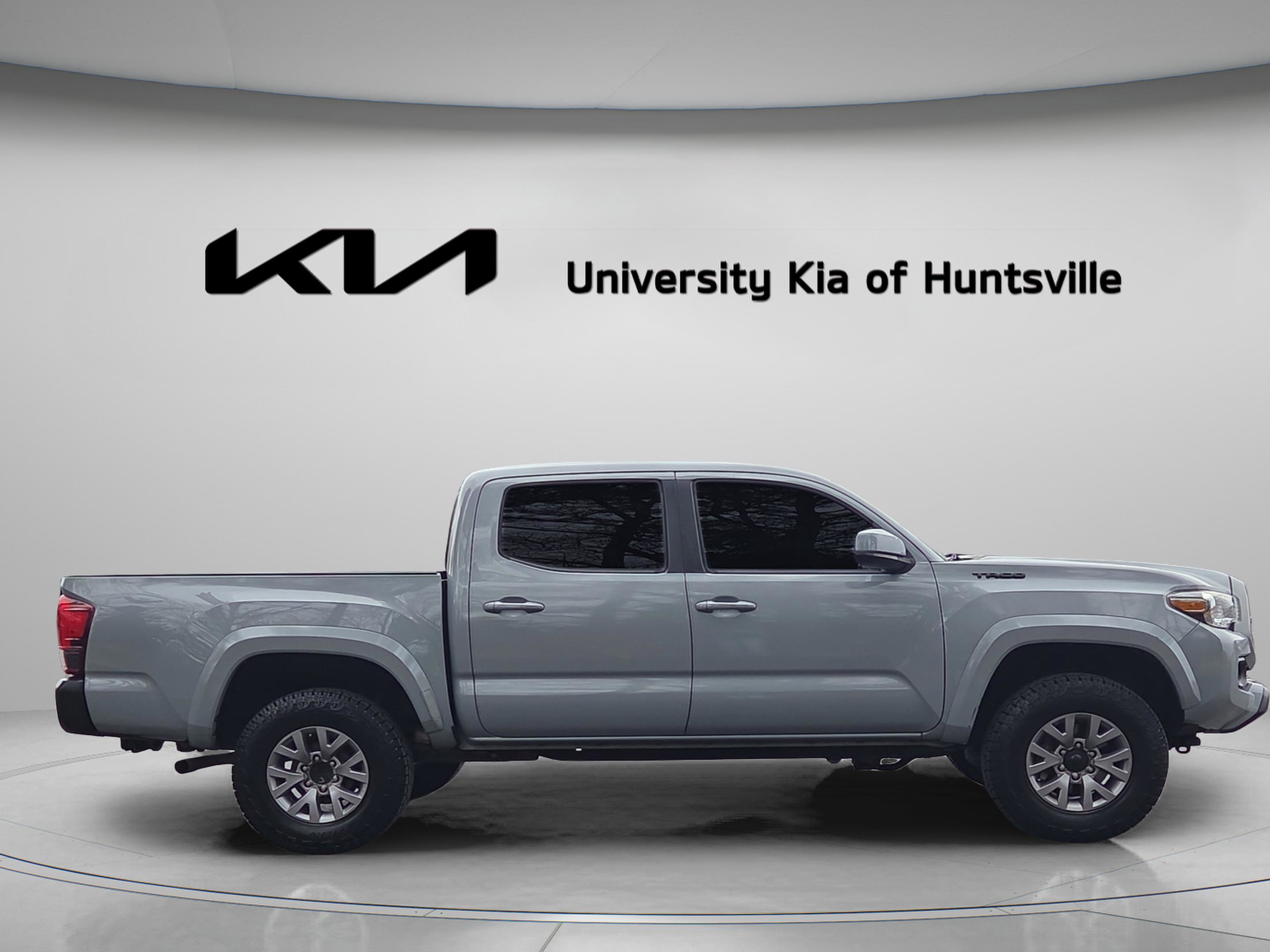 Used 2019 Toyota Tacoma SR5 image 8