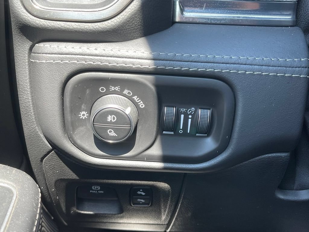 Used 2021 RAM 1500 Limited AWD/4WD image 51