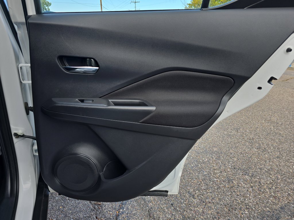 Used 2024 Nissan Kicks SV image 23