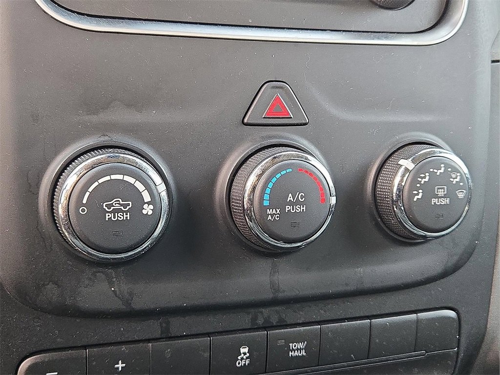 Used 2014 RAM 1500 Express image 16