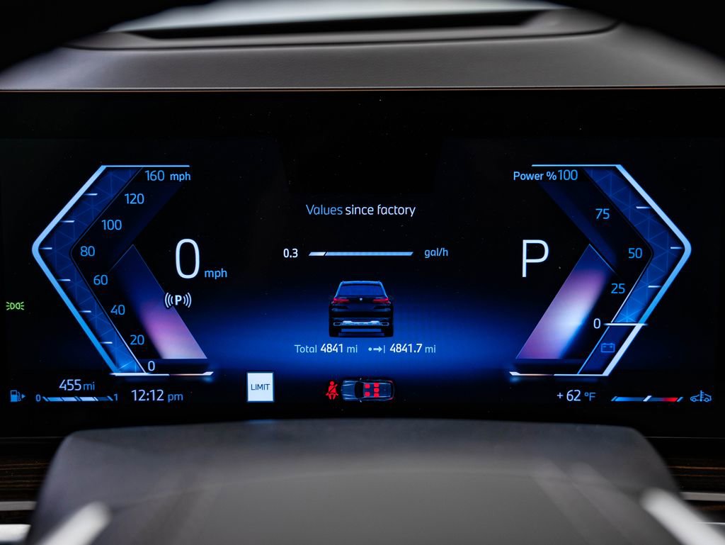 Used 2024 BMW X5 xDrive40i w/ Premium Package image 33