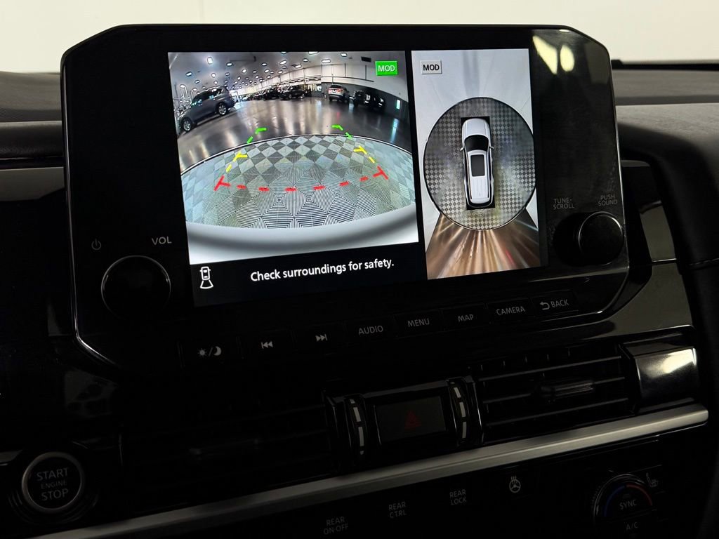 Used 2024 Nissan Pathfinder SL image 17