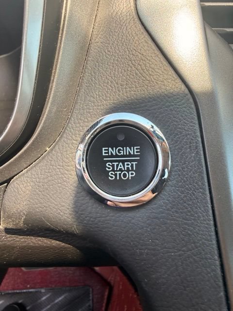 Used 2016 Ford Fusion Titanium FWD image 9