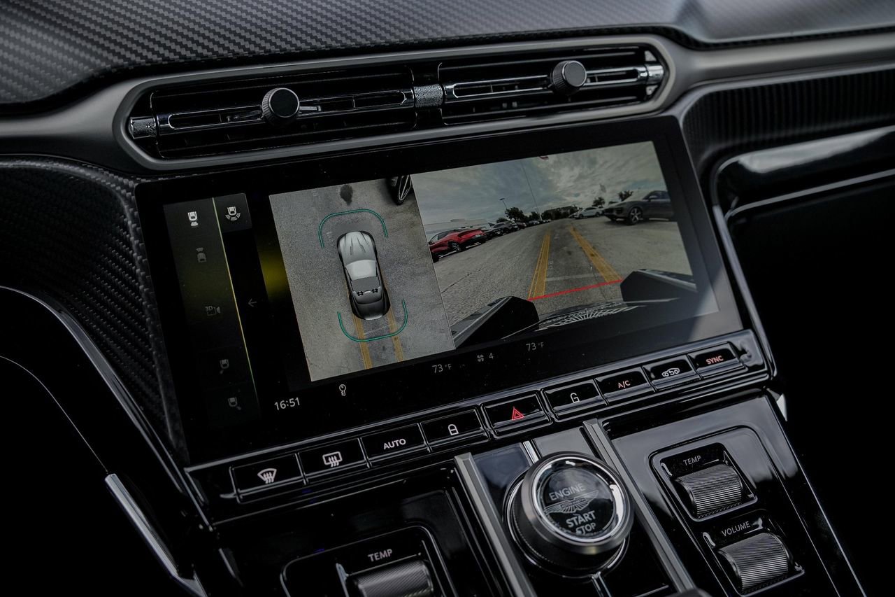 New 2026 Aston Martin V8 Vantage Roadster image 27