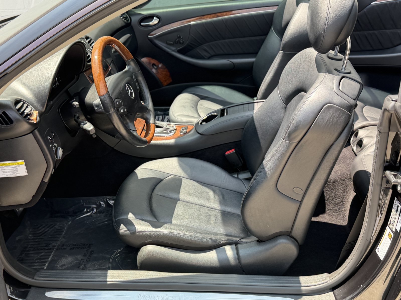 Used 2007 Mercedes-Benz CLK 550 Cabriolet image 18